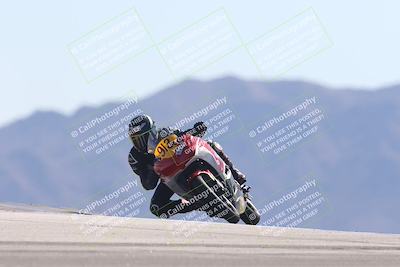 media/Oct-30-2025-Racers Edge (Thu) [[dabbdaf680]]/3-B Group/Session 4 Turn 9/